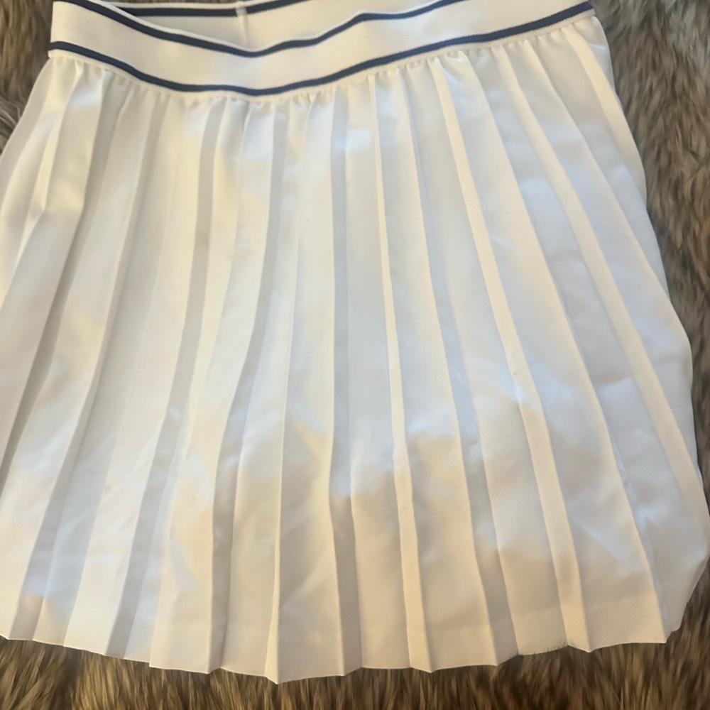 Peter Millar white pleated tennis or golf skirt